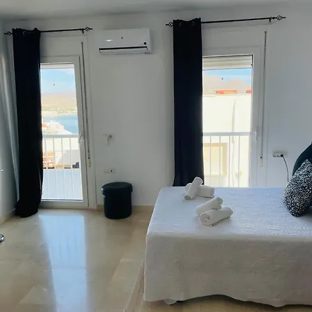 Dulcemar Frente Al Mar Con Zona San Jose (Almeria)